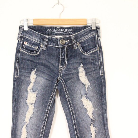 *Bootlegger Paradise Ripped Skinny Jeans - Picture 3 of 5